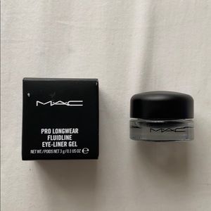 MAC Pro Longwear Fluidline Eyeliner Gel